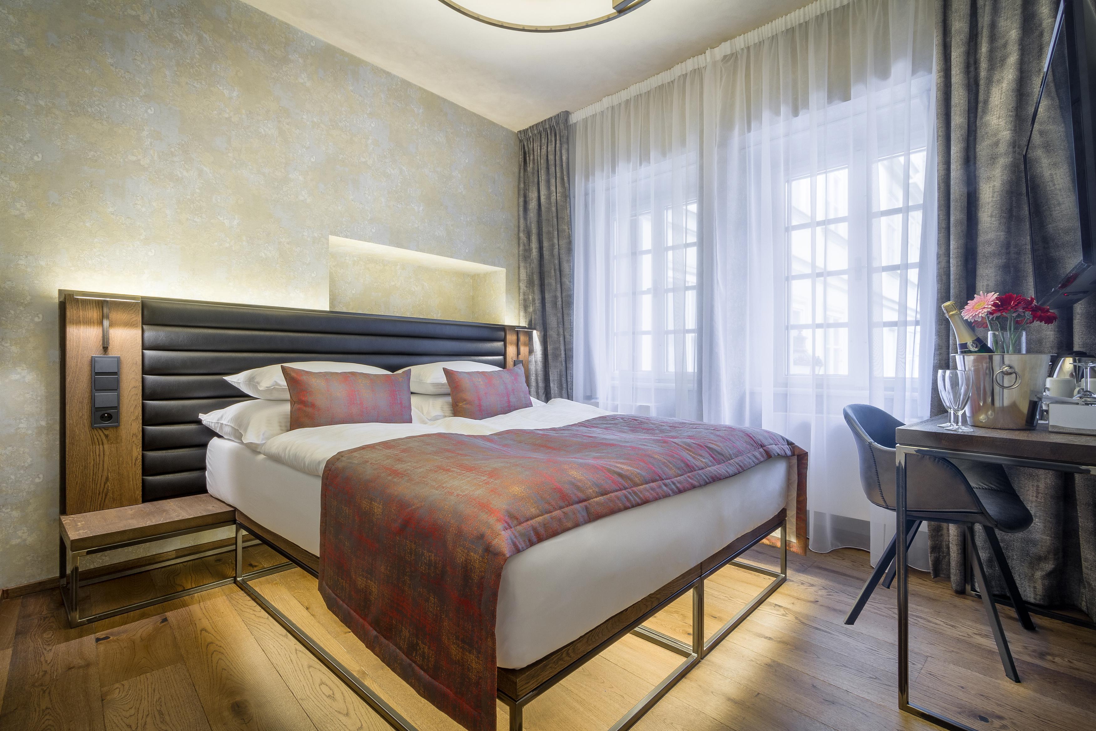Hotel Waldstein Prague Ngoại thất bức ảnh