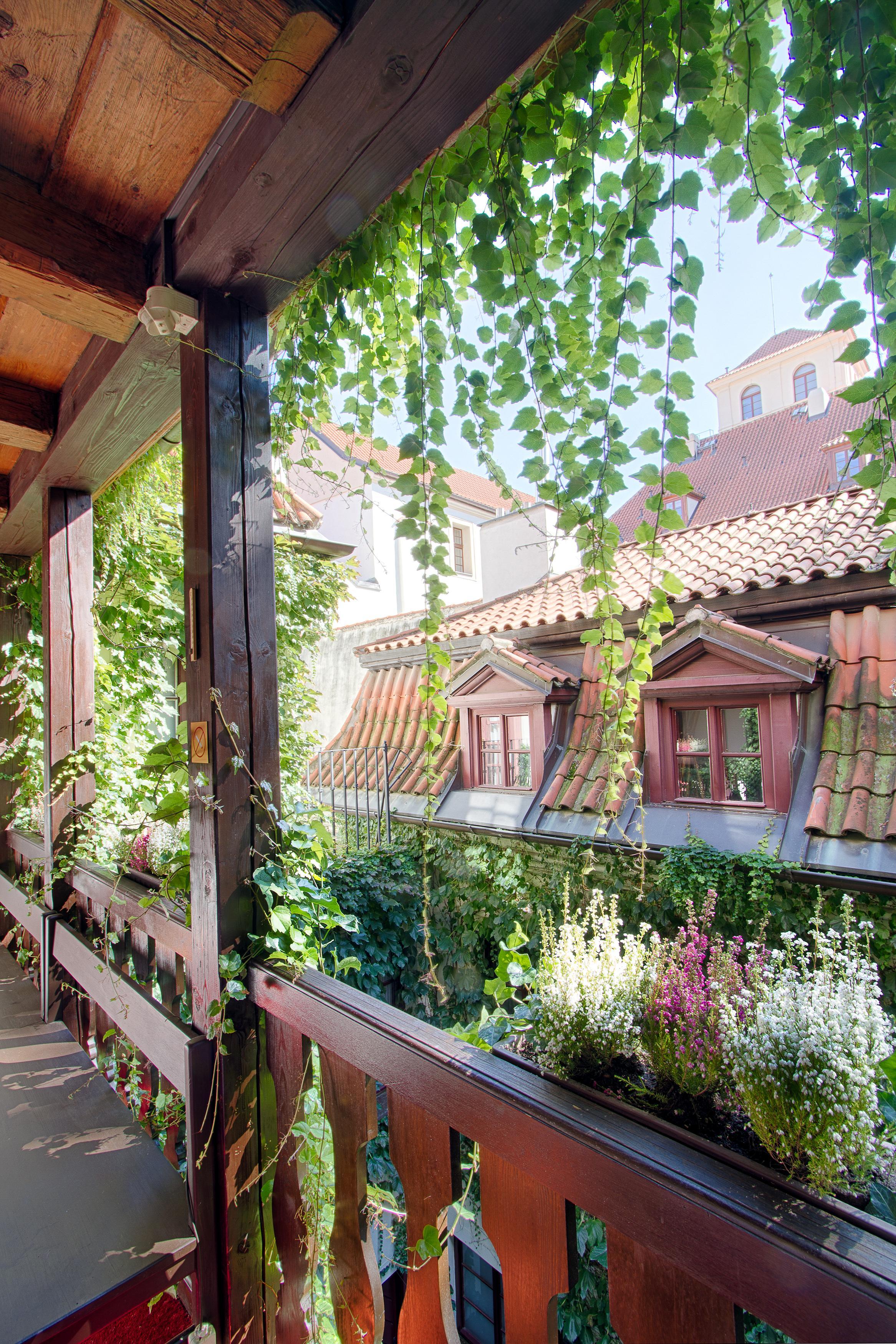 Hotel Waldstein Prague Ngoại thất bức ảnh