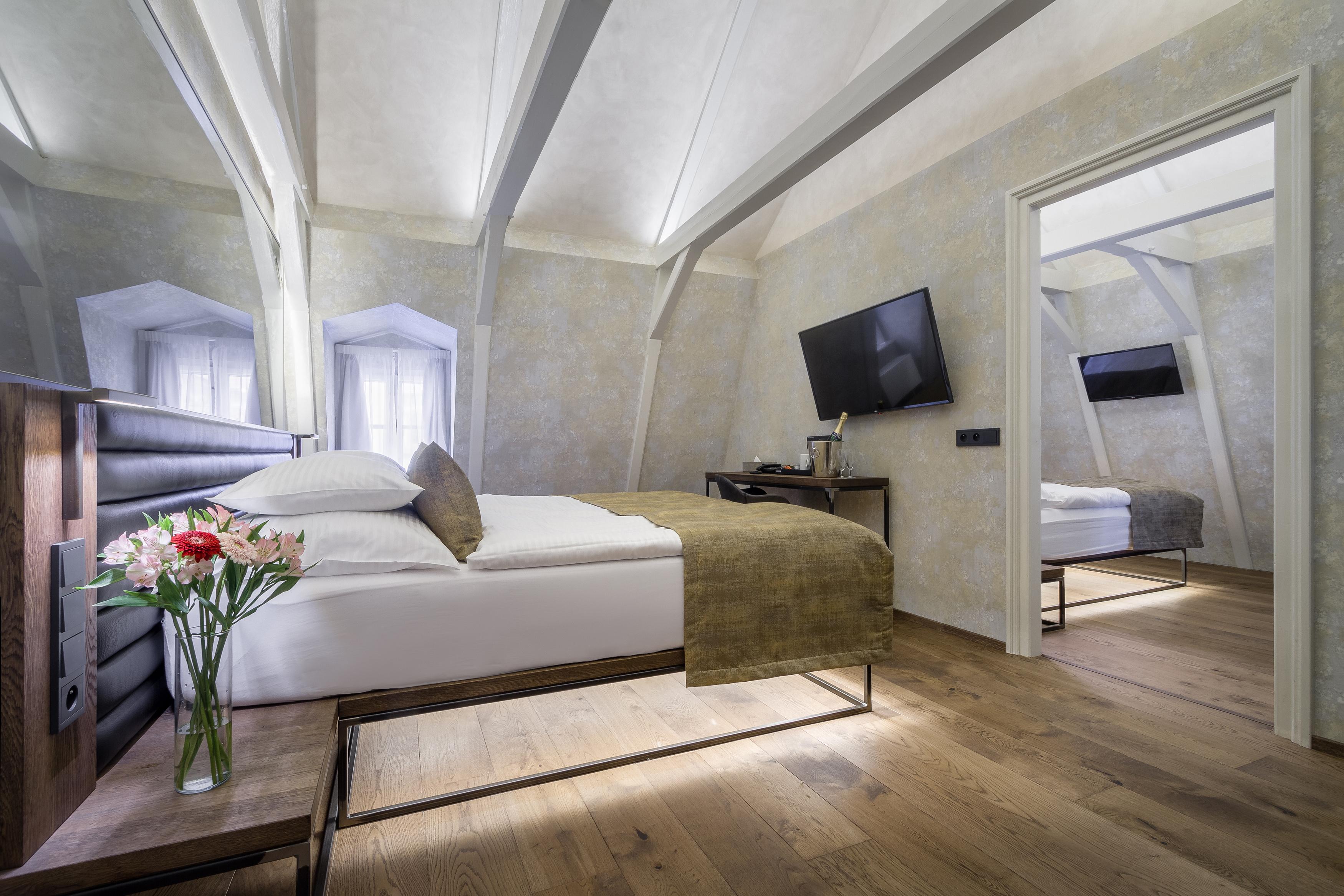 Hotel Waldstein Prague Ngoại thất bức ảnh
