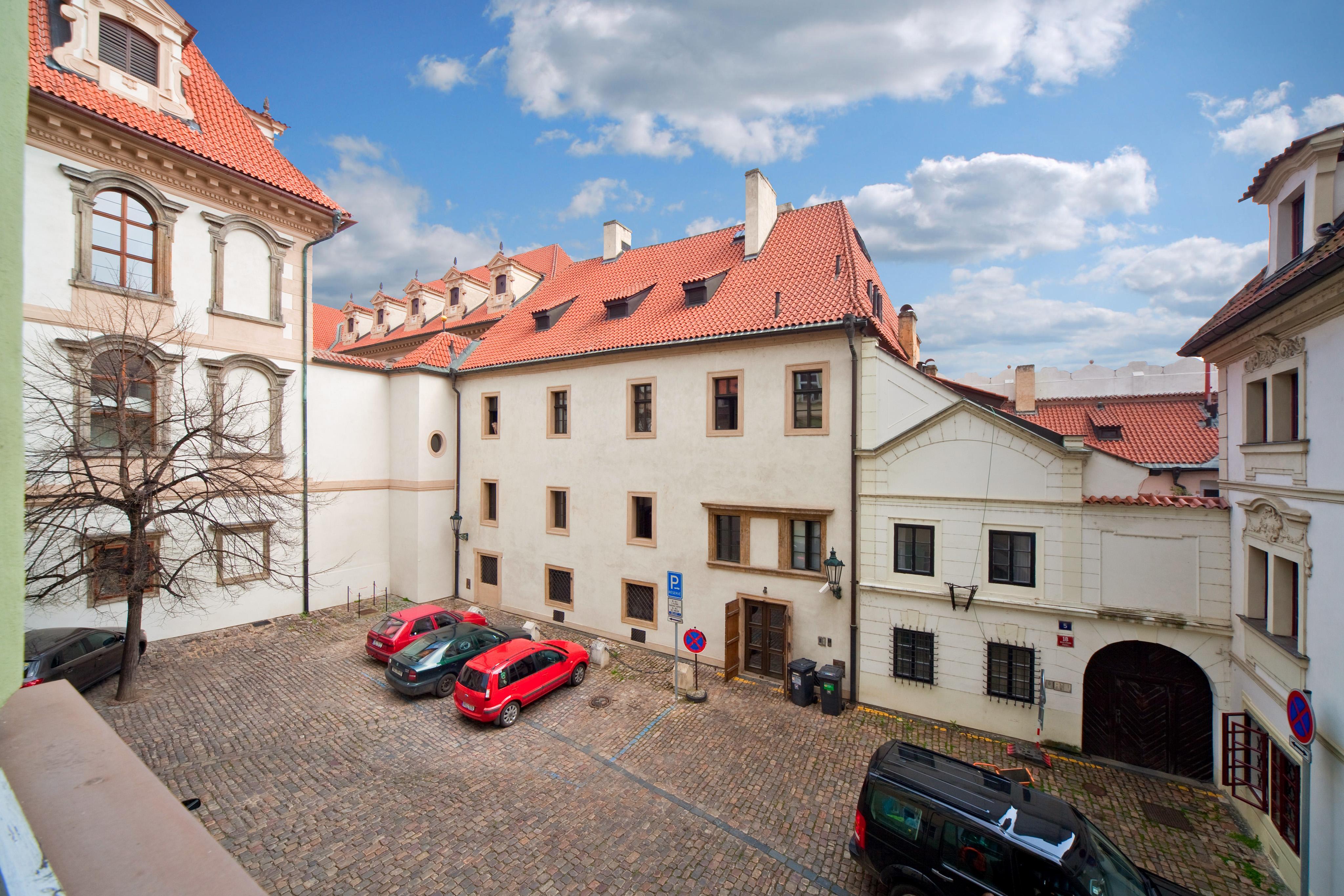 Hotel Waldstein Prague Ngoại thất bức ảnh
