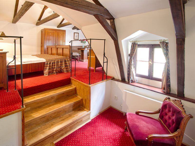Hotel Waldstein Prague Ngoại thất bức ảnh