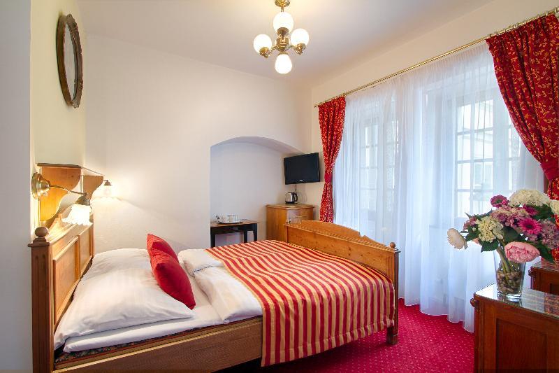 Hotel Waldstein Prague Ngoại thất bức ảnh