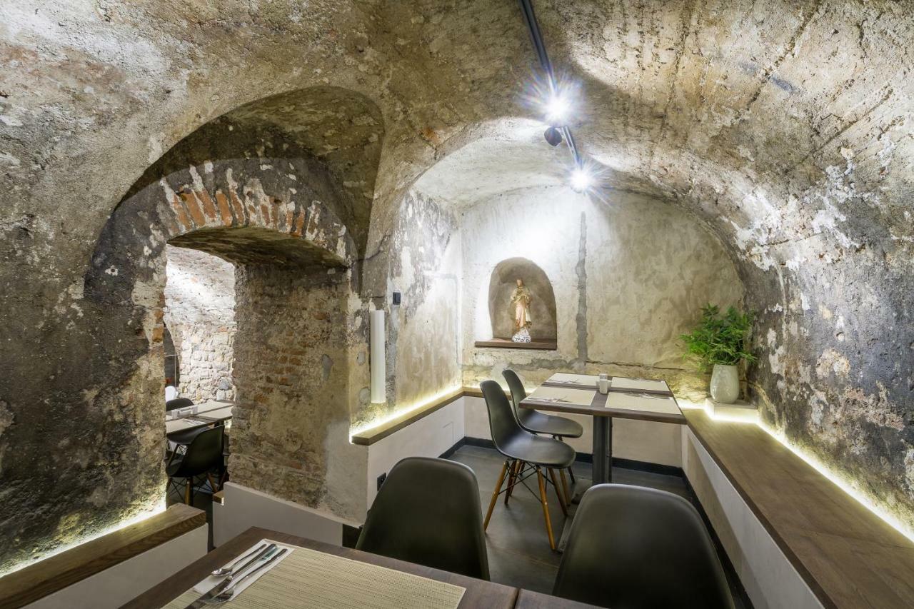 Hotel Waldstein Prague Ngoại thất bức ảnh