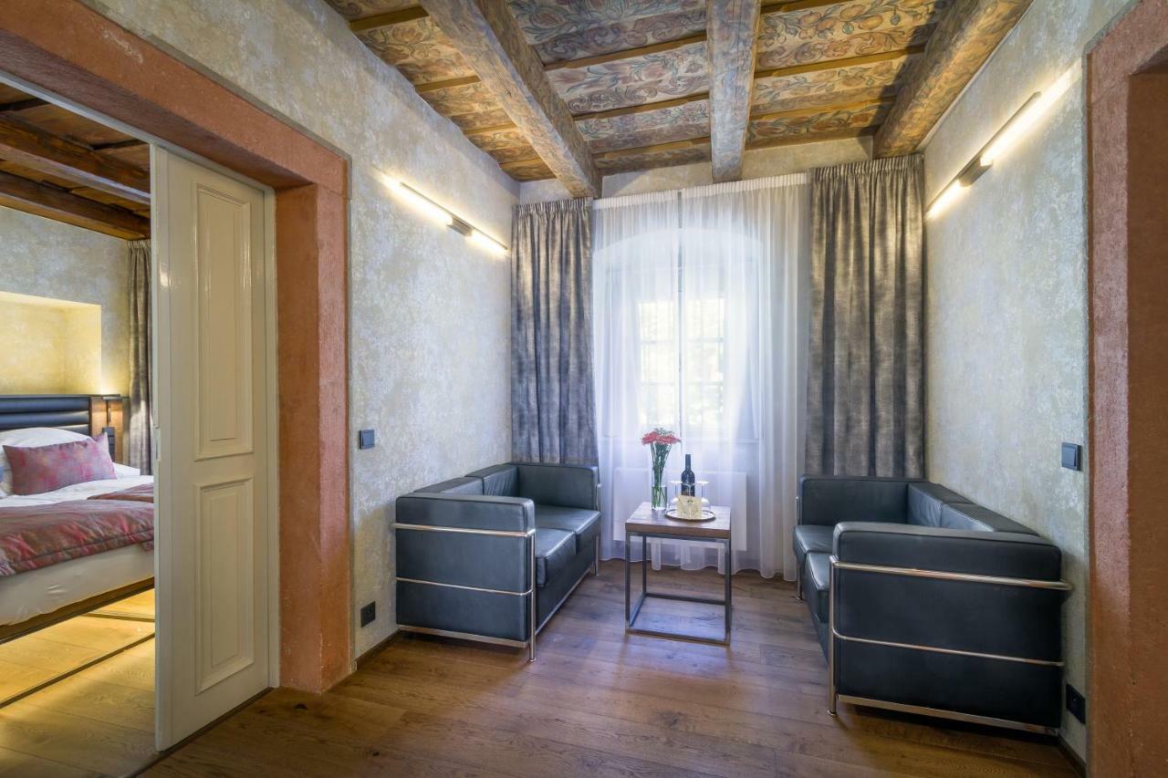 Hotel Waldstein Prague Ngoại thất bức ảnh